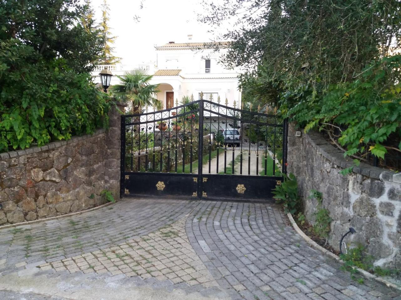 Villa Atalanti Гоувия Экстерьер фото